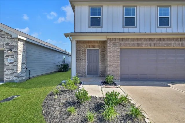$1,900 | 14818 Calderon Drive, Montgomery, TX 77316
