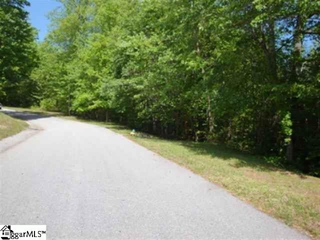 12 Queensmoor Road Travelers Rest, SC 29690 - Photo 3 of 3 Gallery Image 3