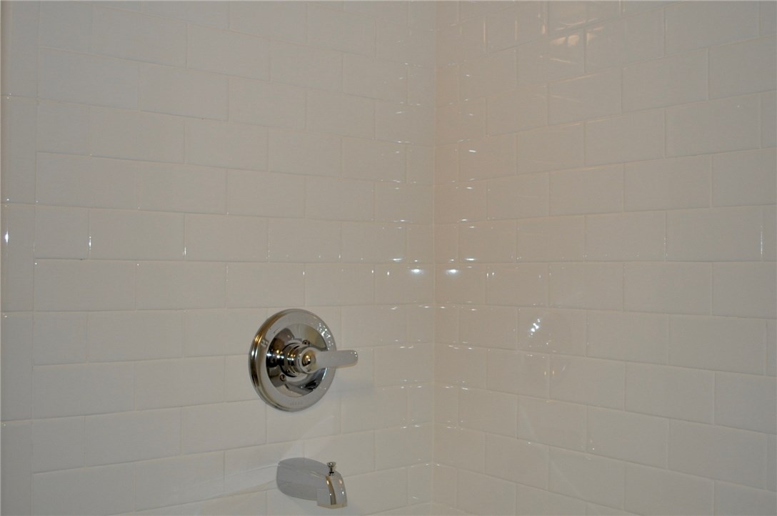 5916 B Cherry Loop Austin, TX 78745 - Photo 9 of 10 a close view of shower tap