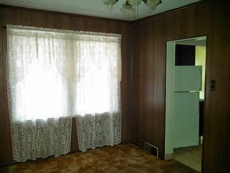 959 Stanford Road Brighton Heights, PA 15212 - Photo 3 of 13 Dining Room.
