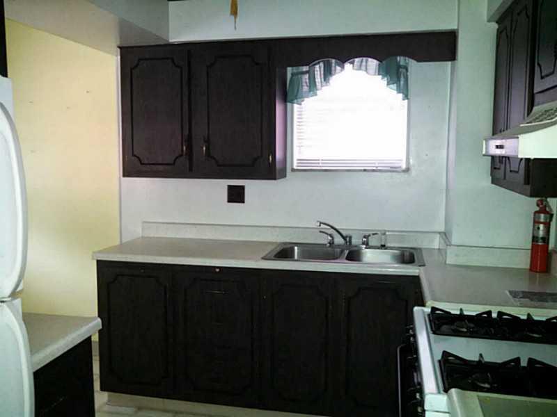 959 Stanford Road Brighton Heights, PA 15212 - Photo 5 of 13 Kitchen.