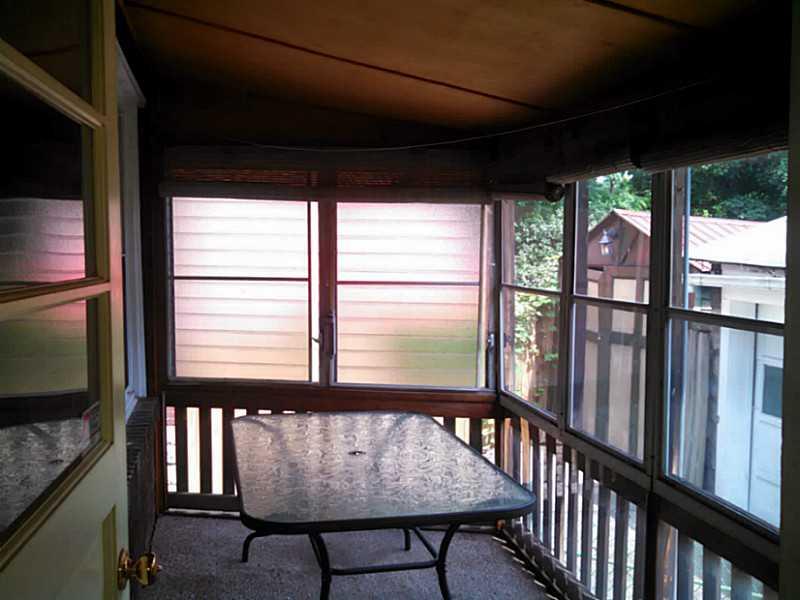 959 Stanford Road Brighton Heights, PA 15212 - Photo 7 of 13 Patio/Deck.