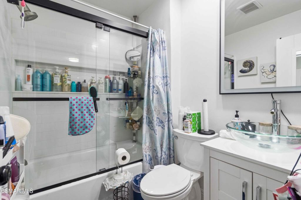 3444 Lockwood Court, Unit 18 Simi Valley, CA 93063 - Photo 17 of 32