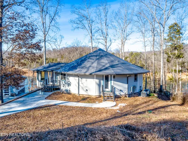 $1,645,000 | 194 Helms Ferry Road, Sharps Chapel, TN 37866