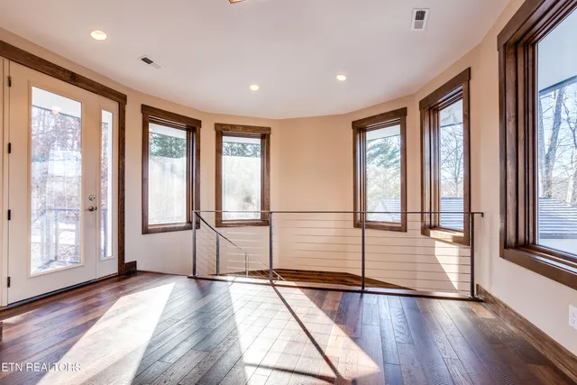 $1,700,000 | 194 Helms Ferry Road, Sharps Chapel, TN 37866