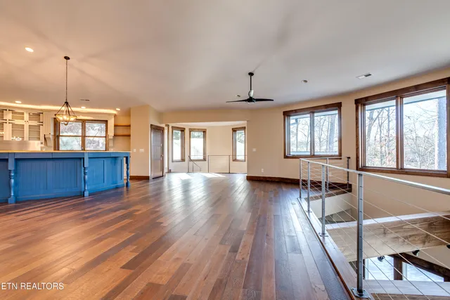 $1,700,000 | 194 Helms Ferry Road, Sharps Chapel, TN 37866