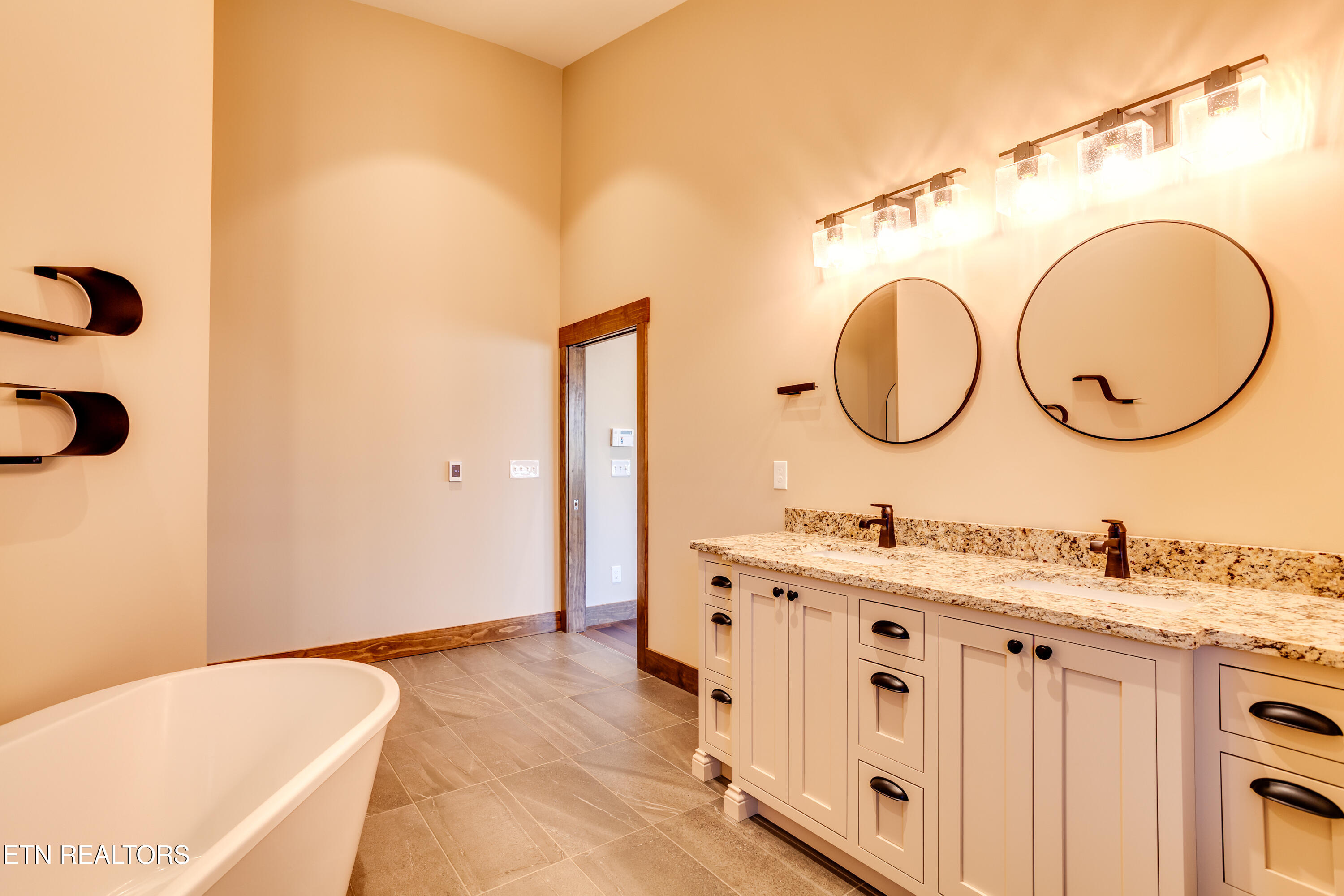 194 Helms Ferry Road Sharps Chapel, TN 37866 - Photo 33 of 60 042251222-1-194HelmsFerryRdSharpsChapelT