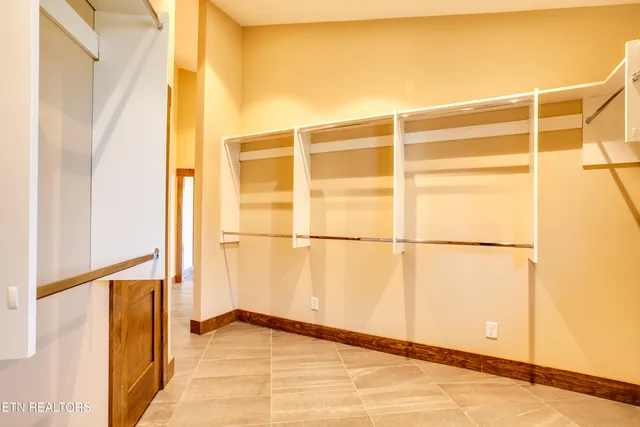 $1,700,000 | 194 Helms Ferry Road, Sharps Chapel, TN 37866