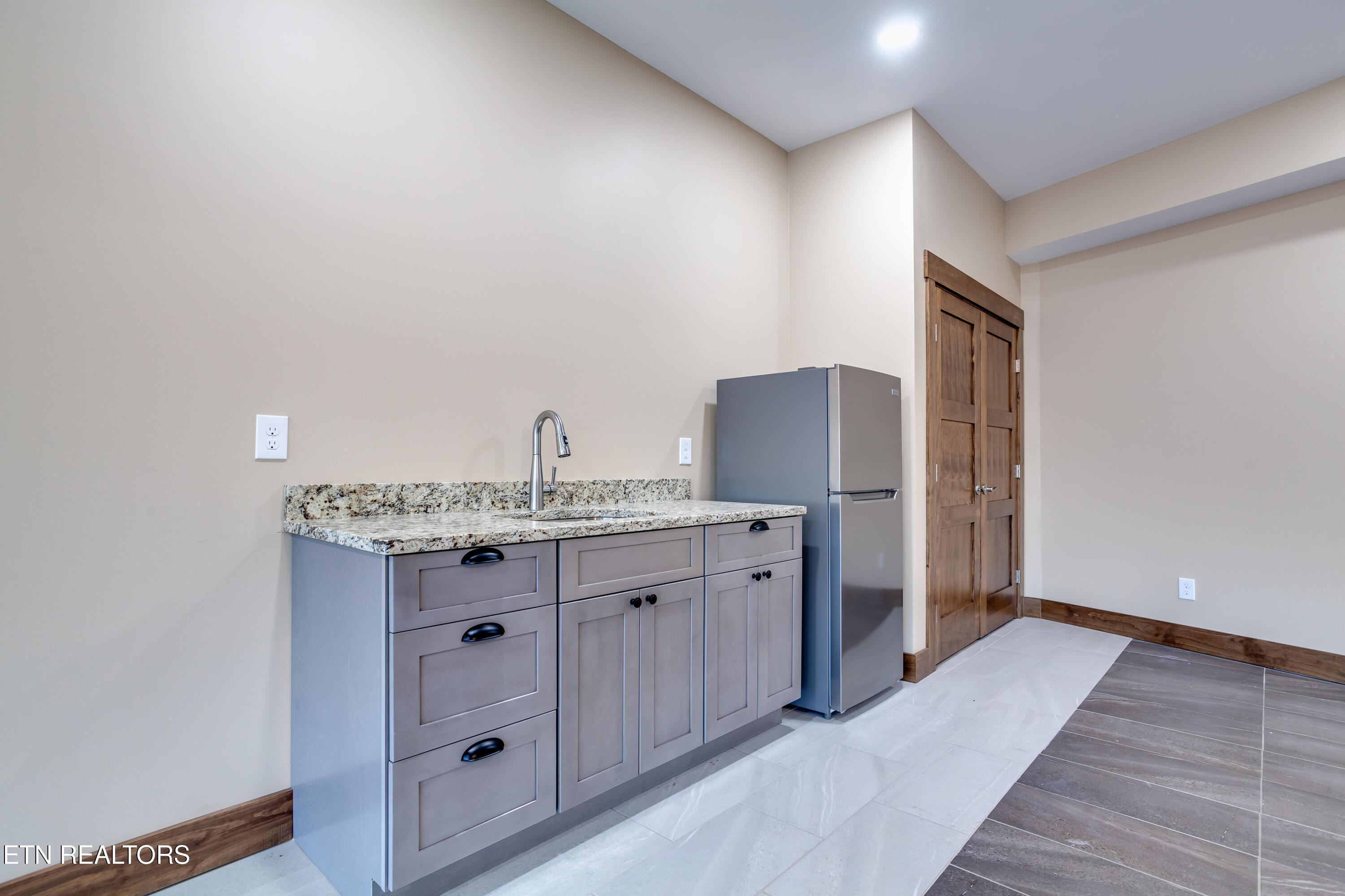 194 Helms Ferry Road Sharps Chapel, TN 37866 - Photo 49 of 60 060251222-1-194HelmsFerryRdSharpsChapelT