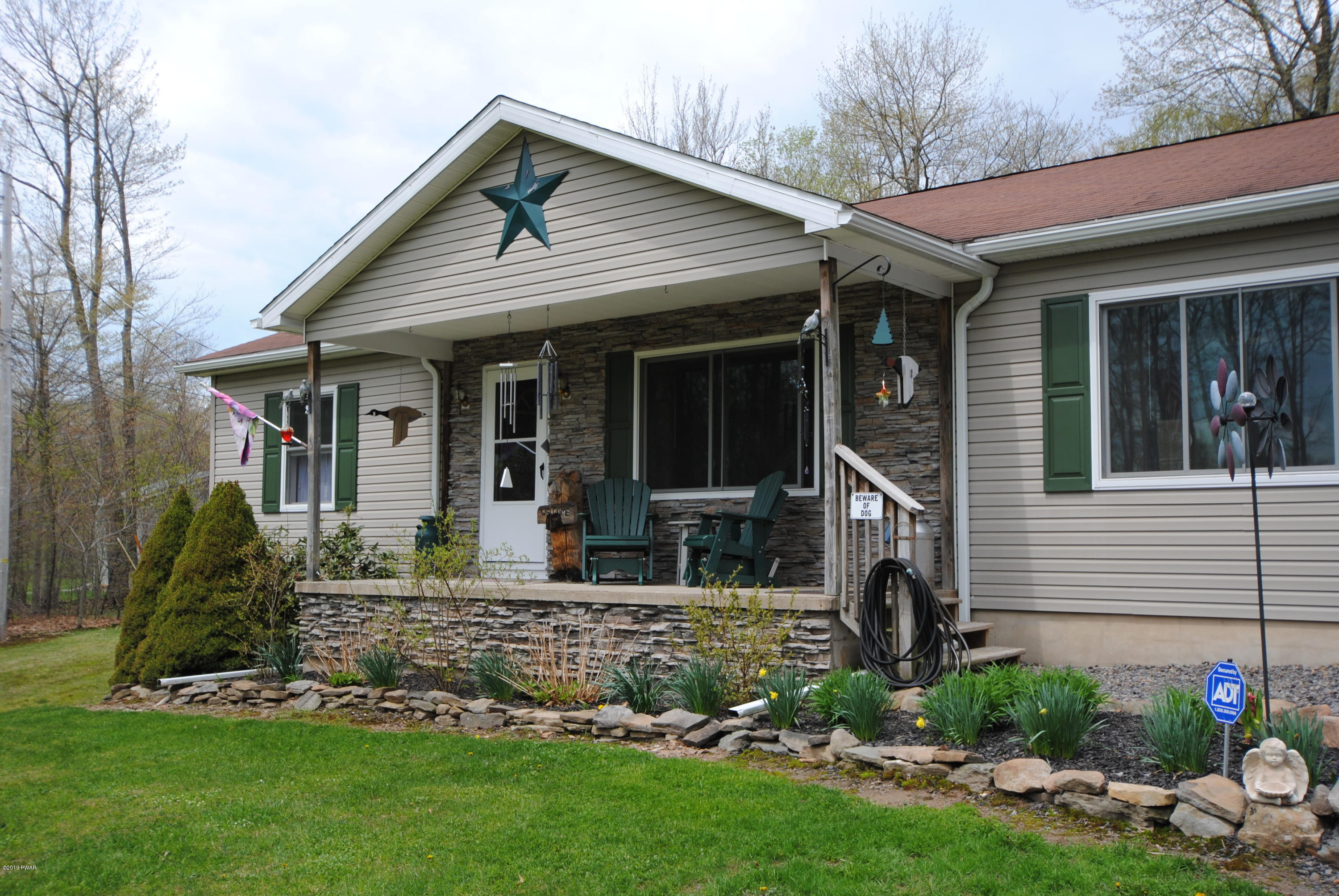 705 Ravnikar Road Forest City, PA 18421 - Photo 2 of 33 Front Porch stone work