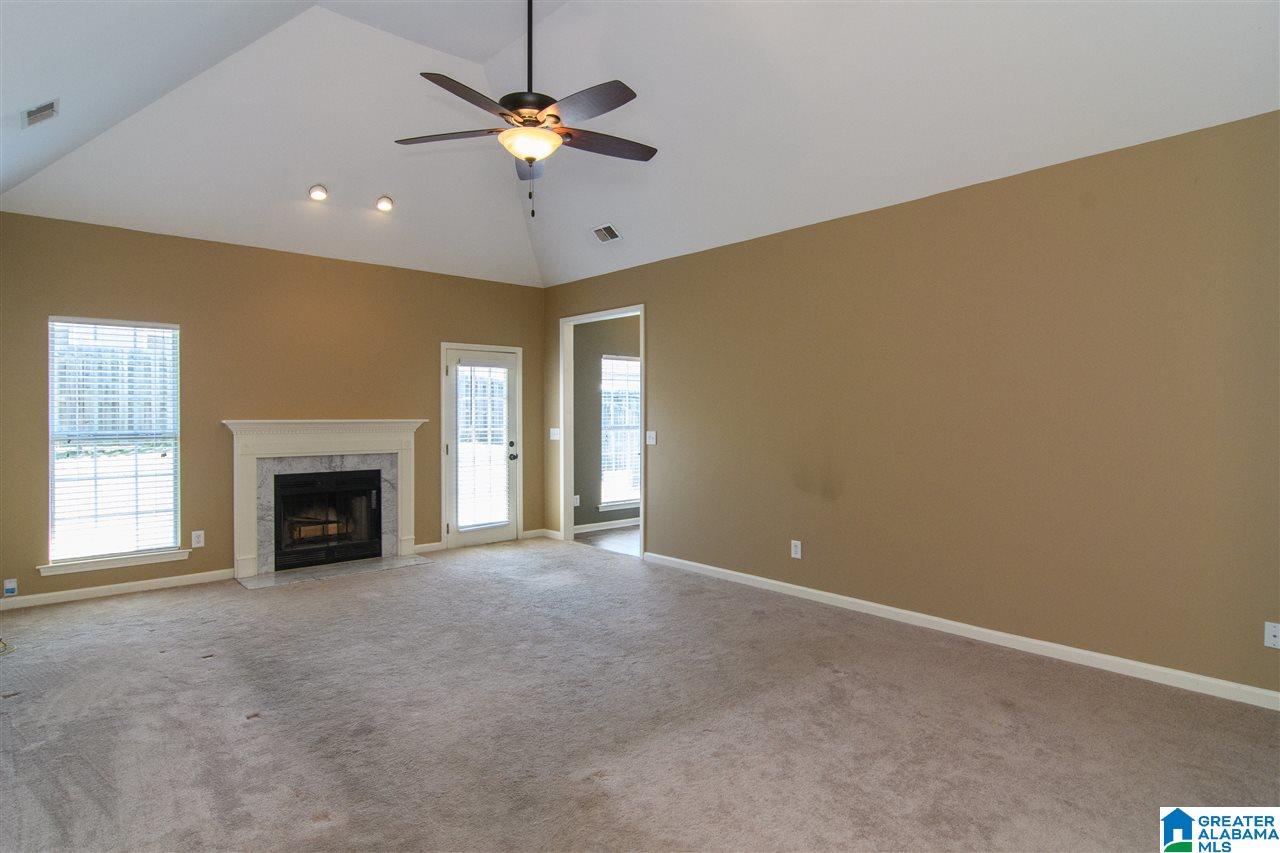 109 Grant Circle Calera, AL 35040 - Photo 7 of 38