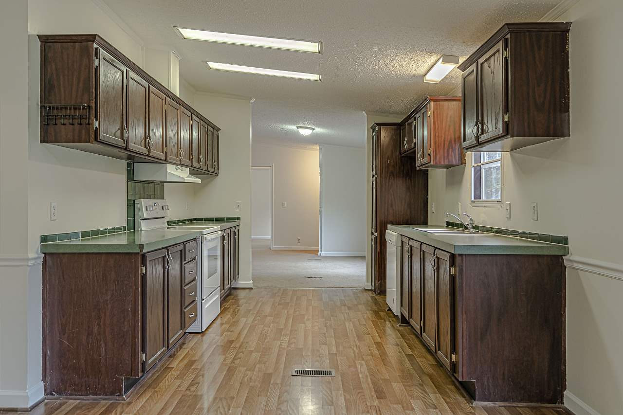 1429 Auman Road Raleigh, NC 27603 - Photo 7 of 29 Kitchen