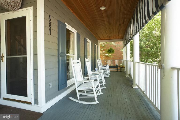 481 Tschiffely Square Road Gaithersburg, MD 20878 - Photo 29 of 30 Exterior (Front Porch)