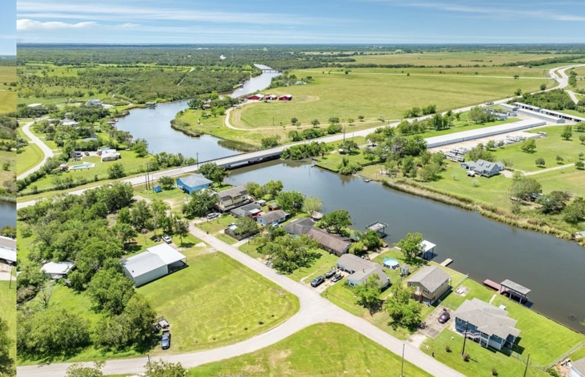 131 Bastrop Bayou Drive Angleton, TX 77515 - Photo 32 of 36 a view of a city