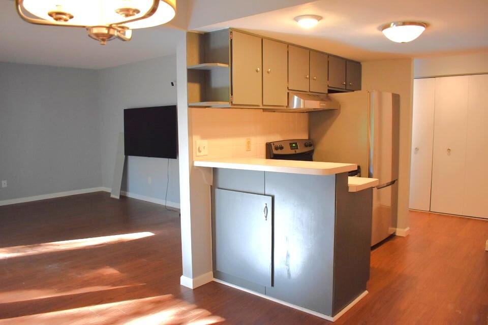 113 Inverness Court, Unit C Kalamazoo, MI 49006 - Photo 6 of 16 kit