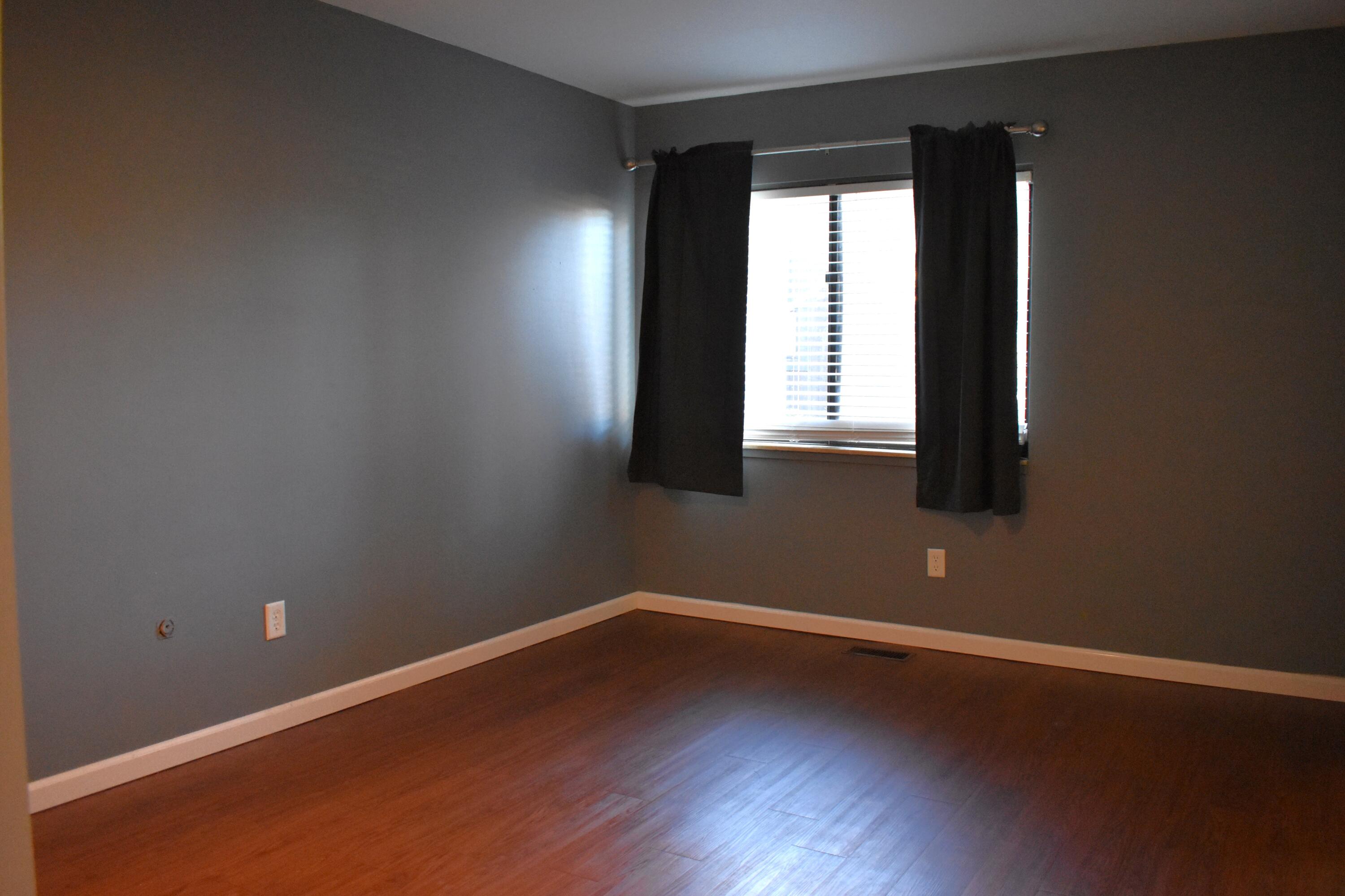 113 Inverness Court, Unit C Kalamazoo, MI 49006 - Photo 8 of 16 DSC_0584