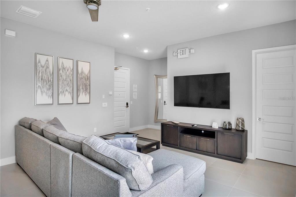 7740 Sandy Ridge Drive, Unit 106 Reunion, FL 34747 - Photo 9 of 43