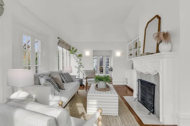 $1,095,000 | 950 Scott Street, Oakland, CA 94610