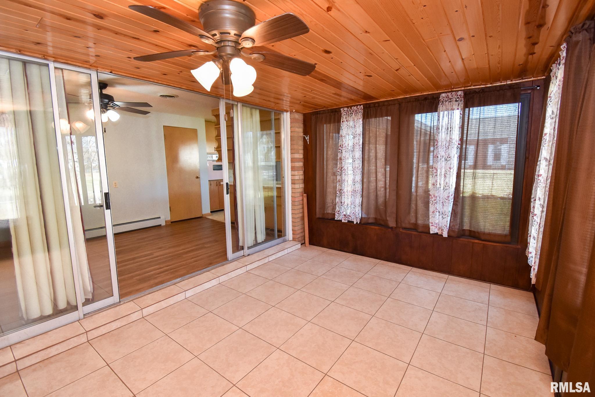 307 Walnut Street Washington, IL 61571 - Photo 22 of 43