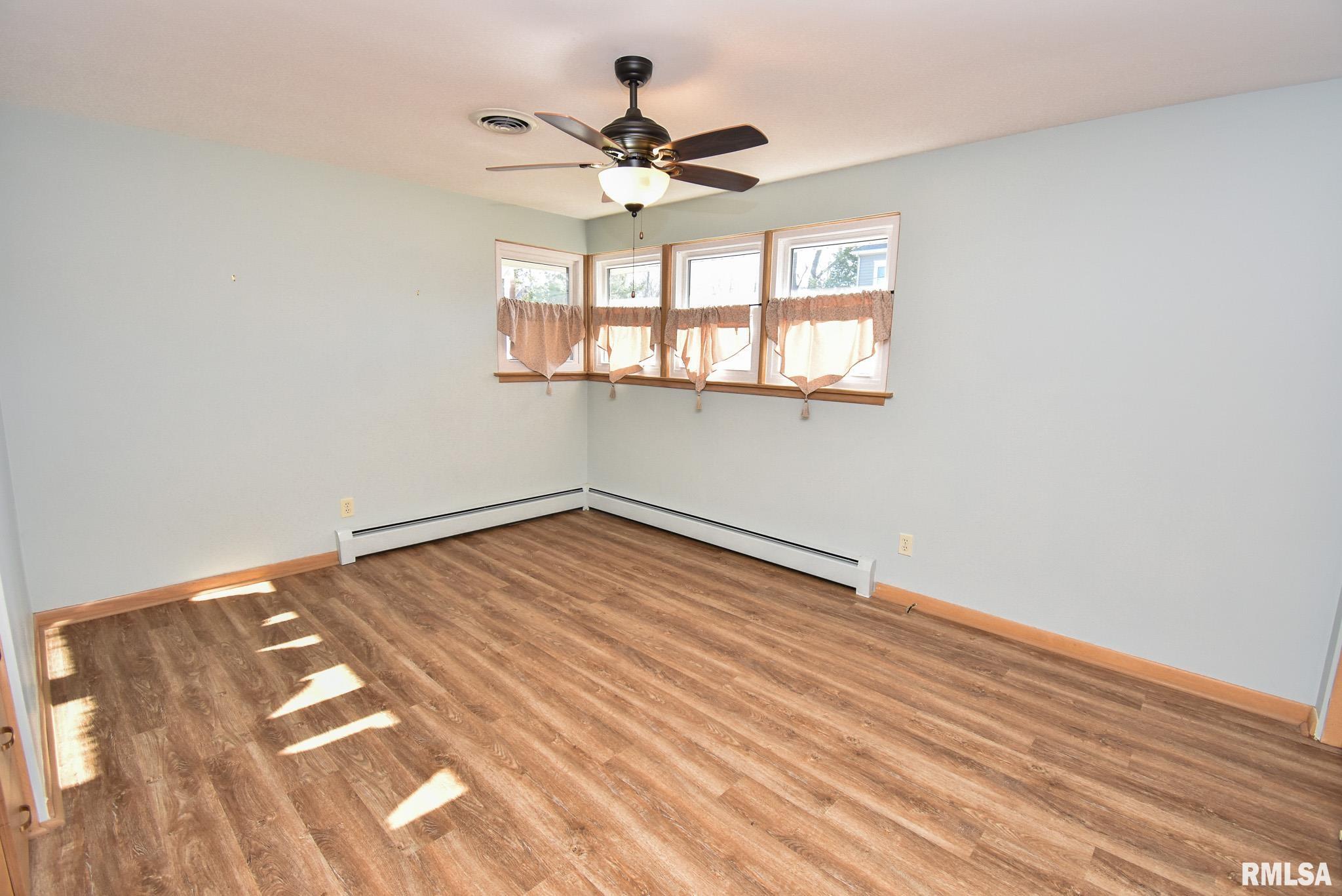 307 Walnut Street Washington, IL 61571 - Photo 30 of 43