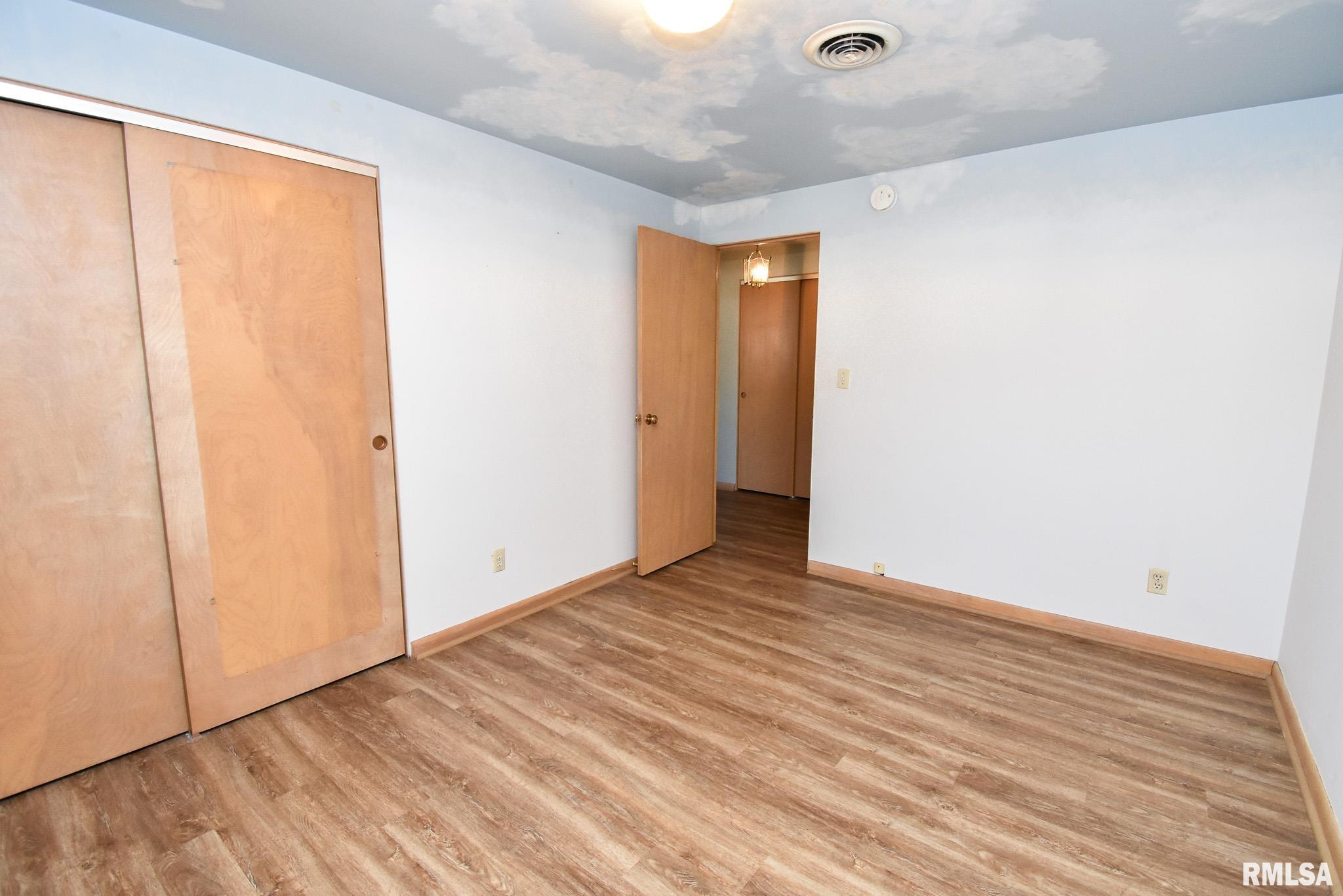 307 Walnut Street Washington, IL 61571 - Photo 36 of 43