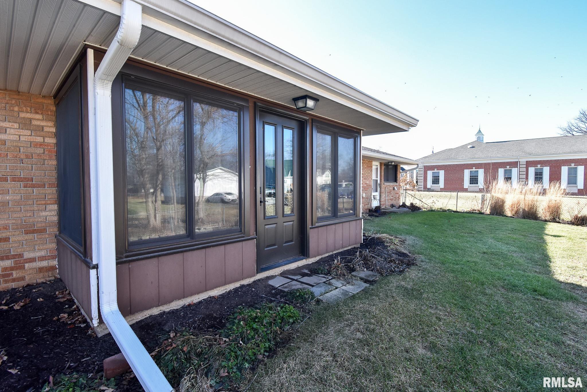 307 Walnut Street Washington, IL 61571 - Photo 42 of 43