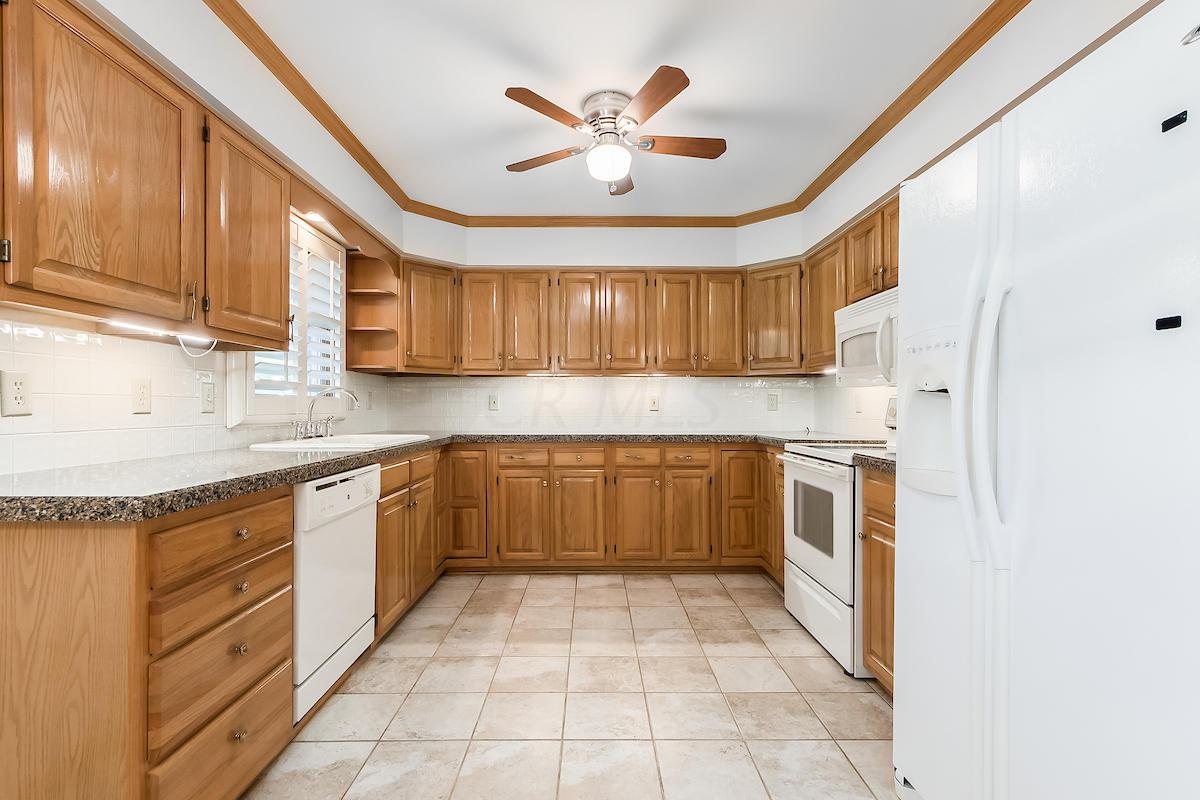 3245 West Case Road Dublin, OH 43017 - Photo 8 of 30 Gallery Image 8