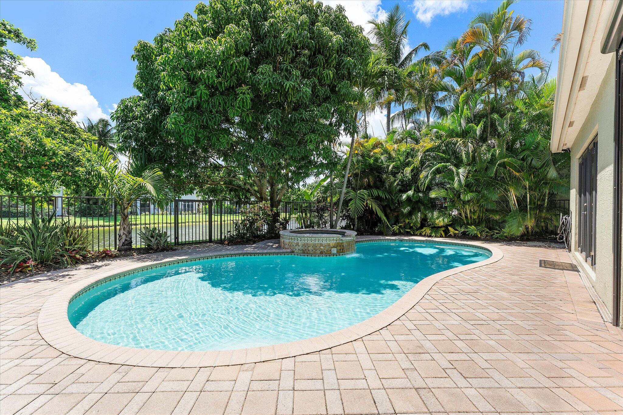 17585 Middlebrook Way Boca Raton, FL 33496 - Photo 42 of 56 54-17585 Middlebrook Way_054