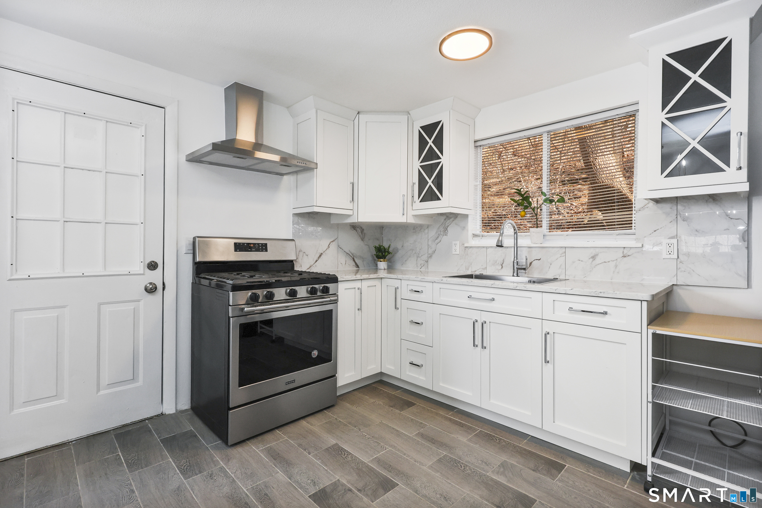 305 Mill Rock Road, Unit 305 Hamden, CT 06517 - Photo 12 of 30