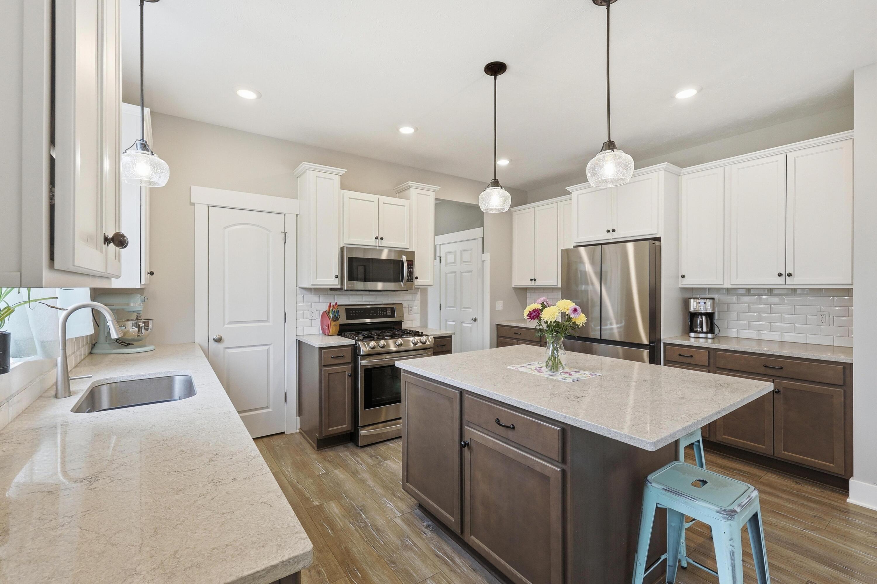 8433 Sunnyview Road Southeast Caledonia, MI 49316 - Photo 11 of 31 IMG_3153