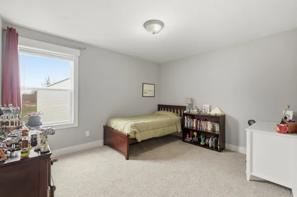 $600,000 | 8433 Sunnyview Road Southeast, Caledonia, MI 49316