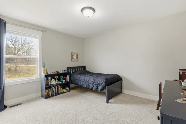 $600,000 | 8433 Sunnyview Road Southeast, Caledonia, MI 49316