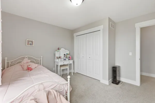 $600,000 | 8433 Sunnyview Road Southeast, Caledonia, MI 49316