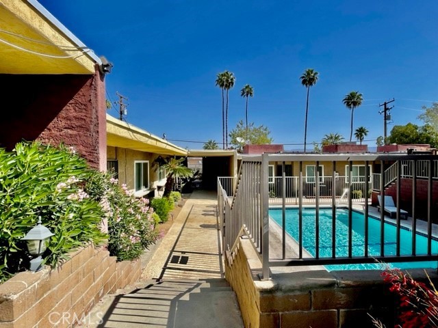 68460 Kings Road, Unit E Cathedral City, CA 92234 - Photo 14 of 15