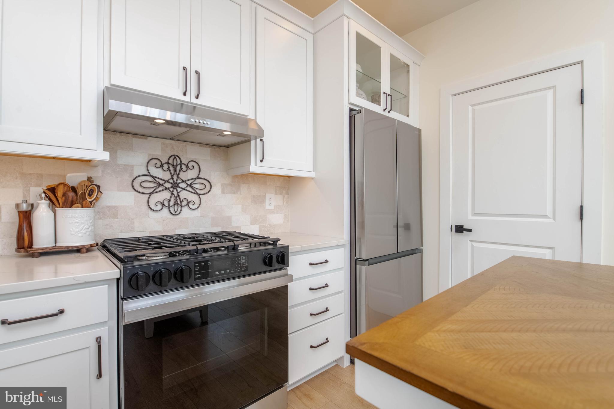 1117 Chester Road Middle River, MD 21220 - Photo 24 of 56 Kithcen