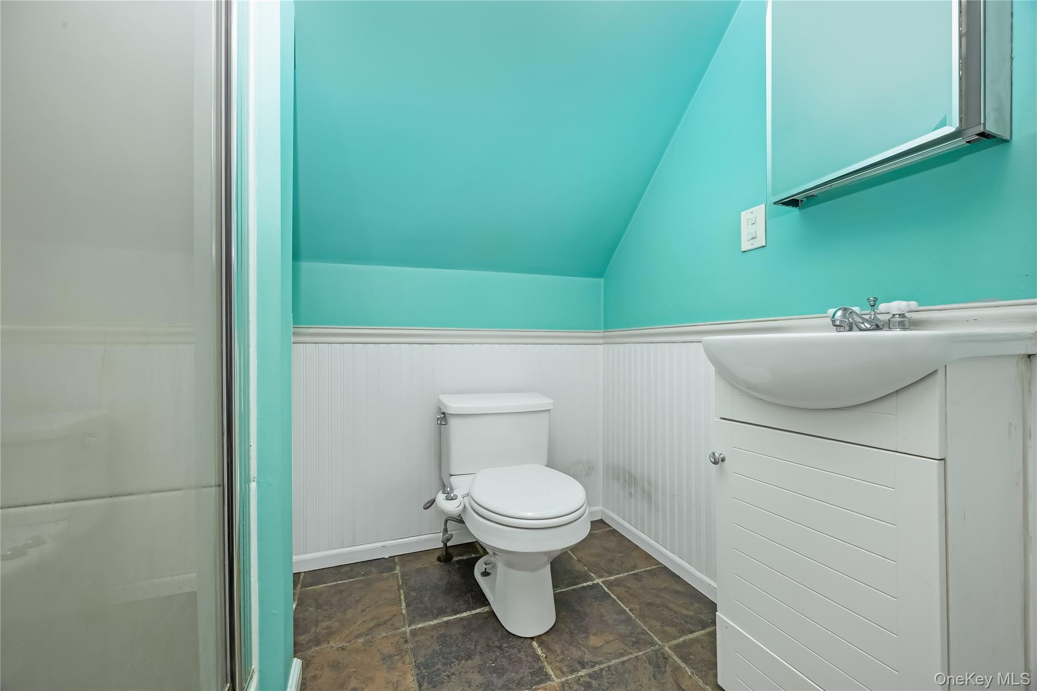 41 Haig Road Valley Stream, NY 11581 - Photo 8 of 11