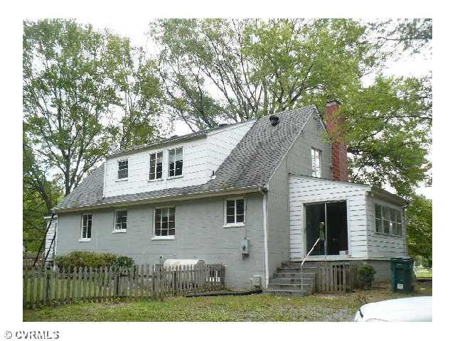 9900 Purcell Road Henrico, VA 23228 - Photo 2 of 5 Exterior Back