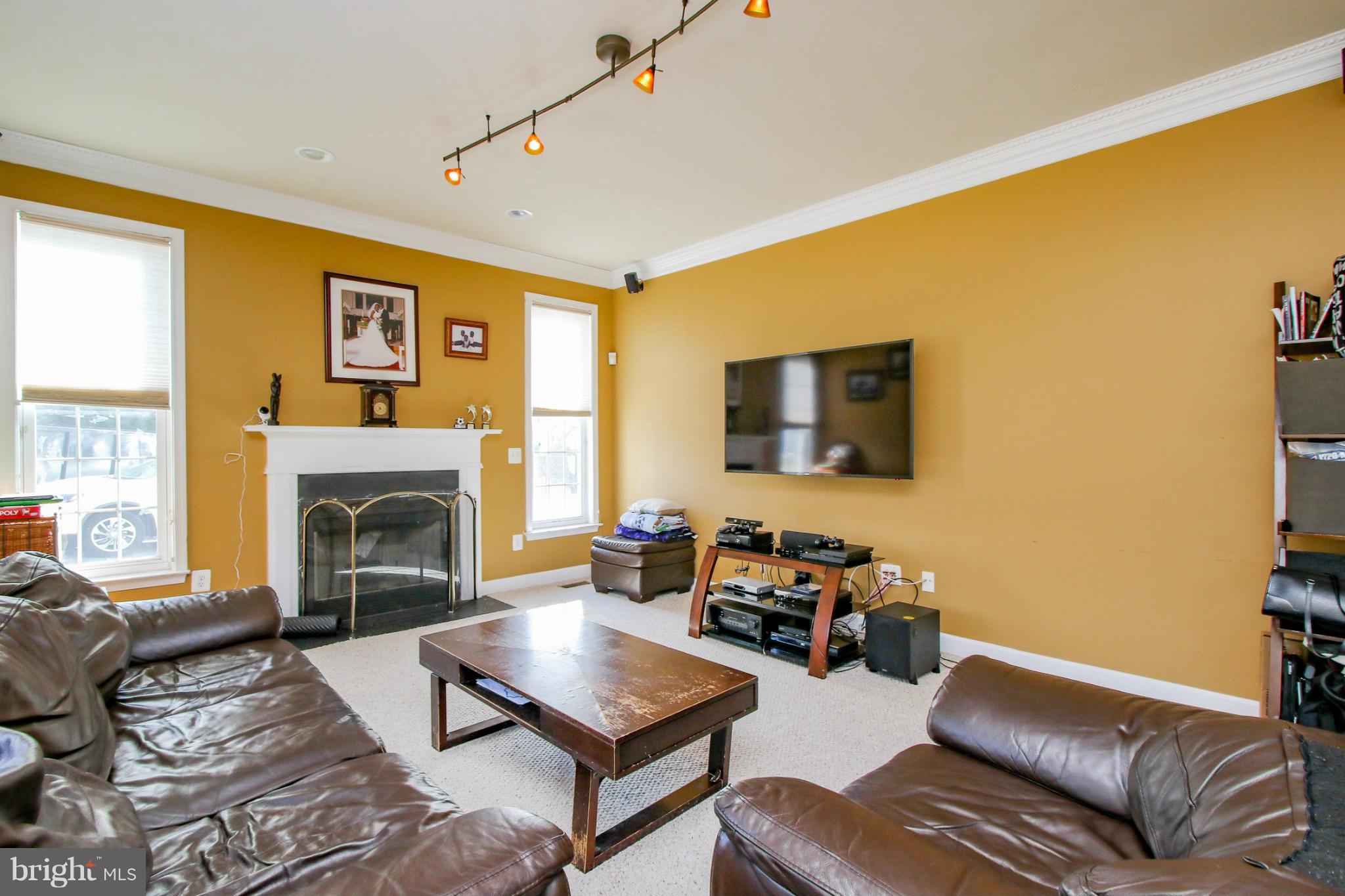 8412 Lark Brown Road Columbia, MD 21045 - Photo 4 of 30 Family Room
