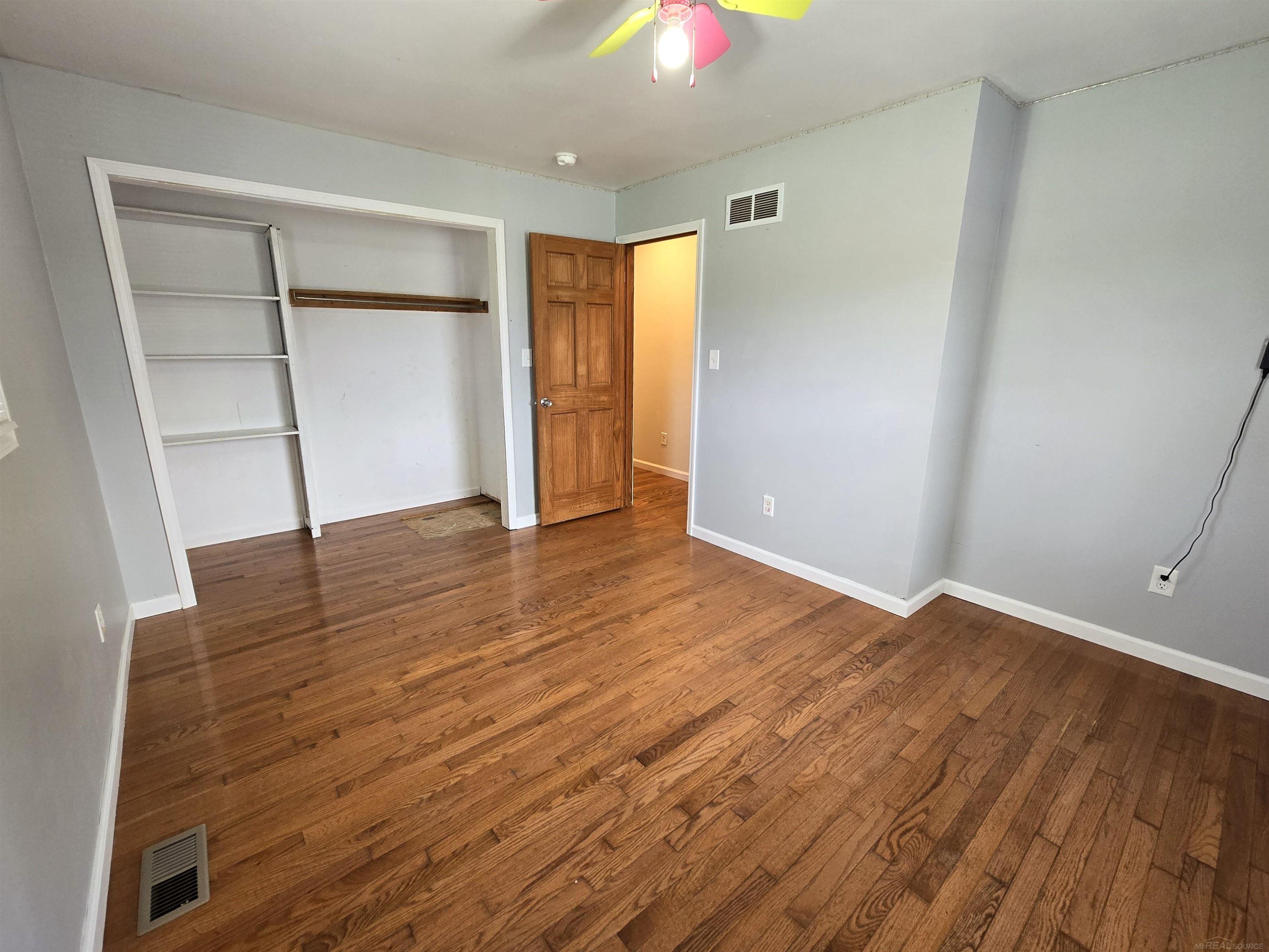 7166 Frith Road St. Clair, MI 48079 - Photo 55 of 62 50143770-89038028-5464-4b3b-94ae-fcfde68f9dff.JPG
