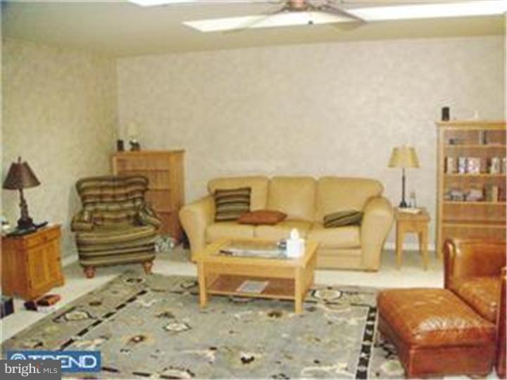 47 Eagle Road Phoenixville, PA 19460 - Photo 3 of 6 Gallery Image 3