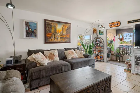 $719,000 | 2540 Clairemont Drive, Unit 307, San Diego, CA 92117