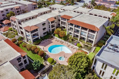 $719,000 | 2540 Clairemont Drive, Unit 307, San Diego, CA 92117