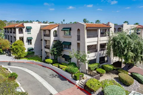 $719,000 | 2540 Clairemont Drive, Unit 307, San Diego, CA 92117