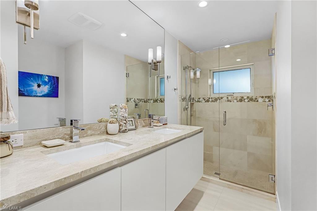 1390 Mandarin Road Naples, FL 34102 - Photo 19 of 38 Gallery Image 19
