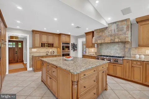 $1,776,250 | 9701 Overlea Drive, Rockville, MD 20850