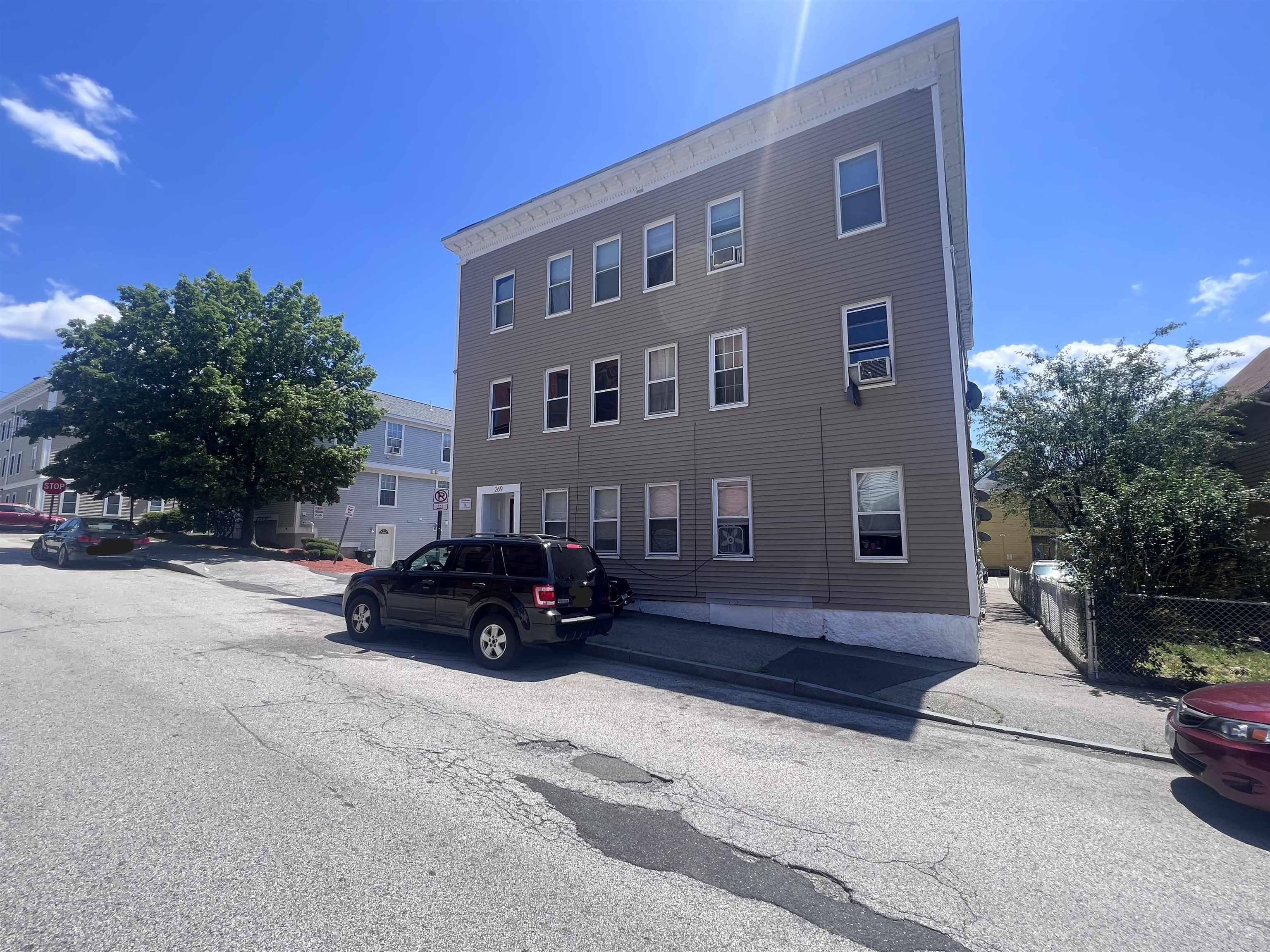 269 Cedar Street Manchester, NH 03103 - Photo 19 of 19