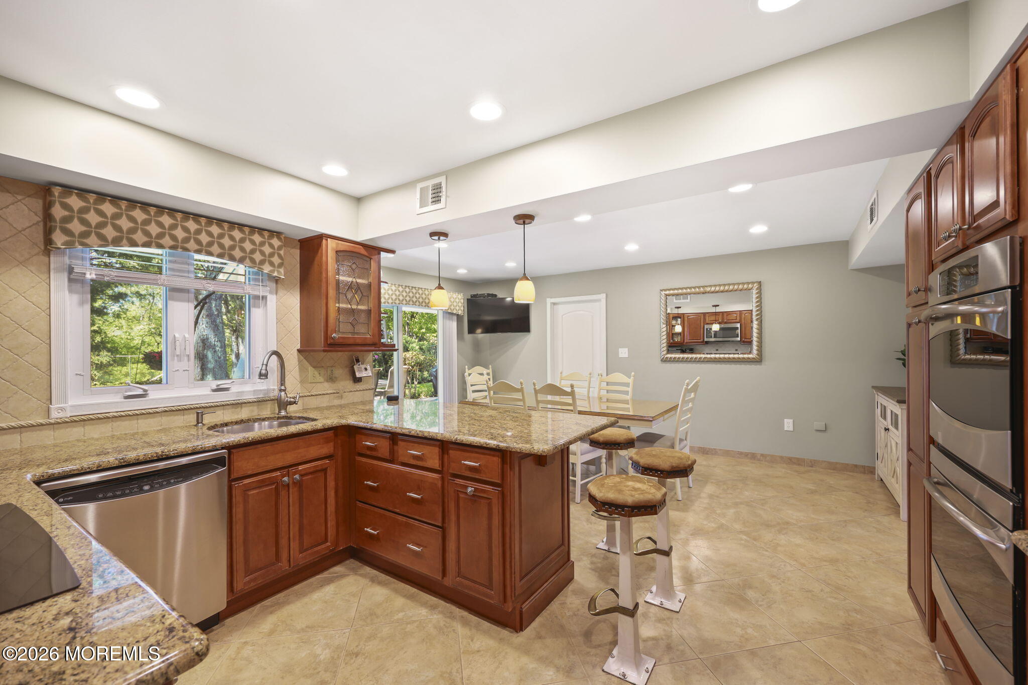 23 Fairview Road Marlboro, NJ 07746 - Photo 9 of 40 18-web-or-mls-LPM_2824