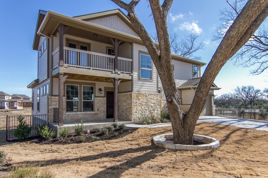 9503 McKnight Loop Austin, TX 78717 - Photo 3 of 32