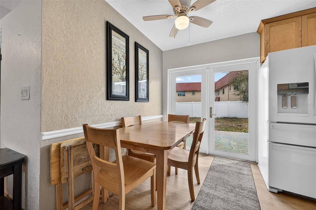 6285 101st Way North Seminole, FL 33772 - Photo 5 of 17