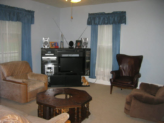2964 South Pecatonica Road Pecatonica, IL 61063 - Photo 6 of 10 Gallery Image 6